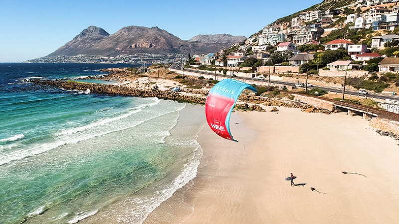 Guide to Kitesurfing in Cape Town