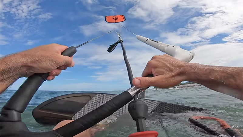 Damien Leroy lightwind kiteboarding technique video